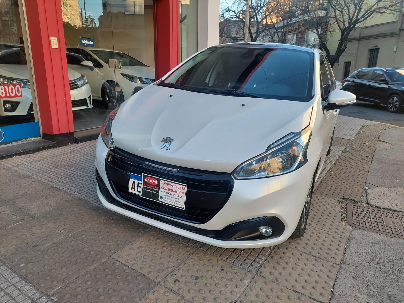Peugeot 208 1.6 Feline